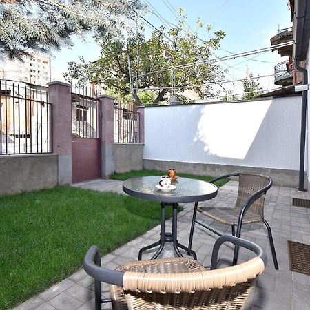 The Nut Guest House Yerevan Luaran gambar