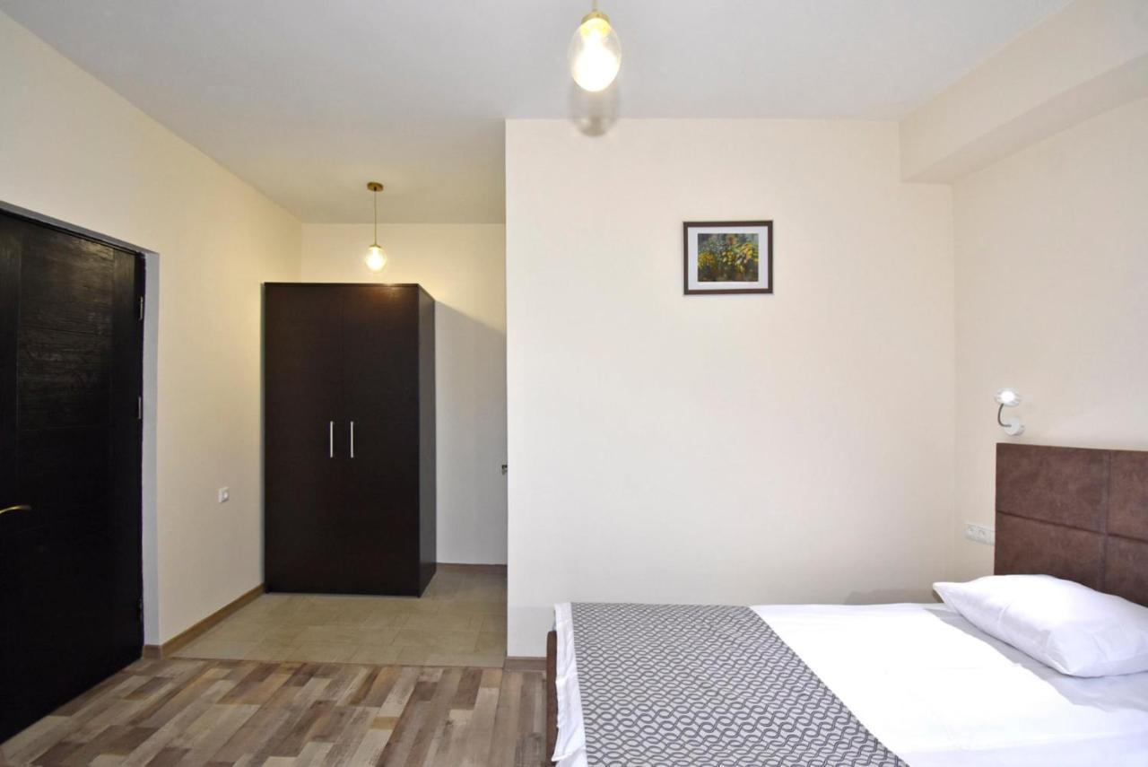 The Nut Guest House Yerevan Luaran gambar