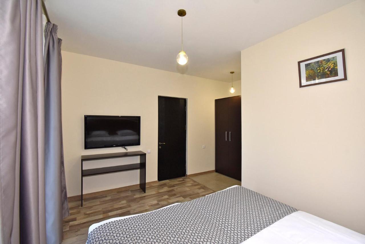 The Nut Guest House Yerevan Luaran gambar
