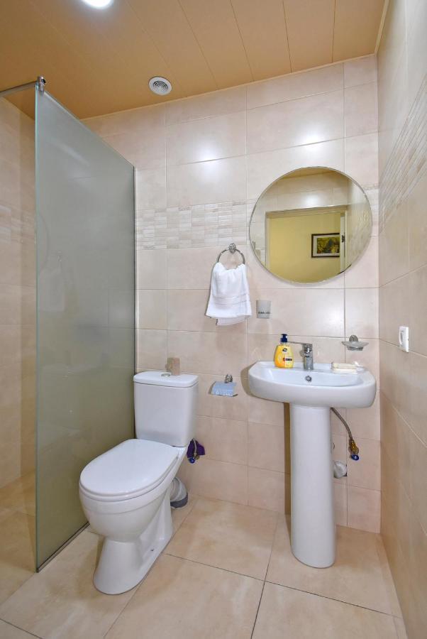 The Nut Guest House Yerevan Luaran gambar