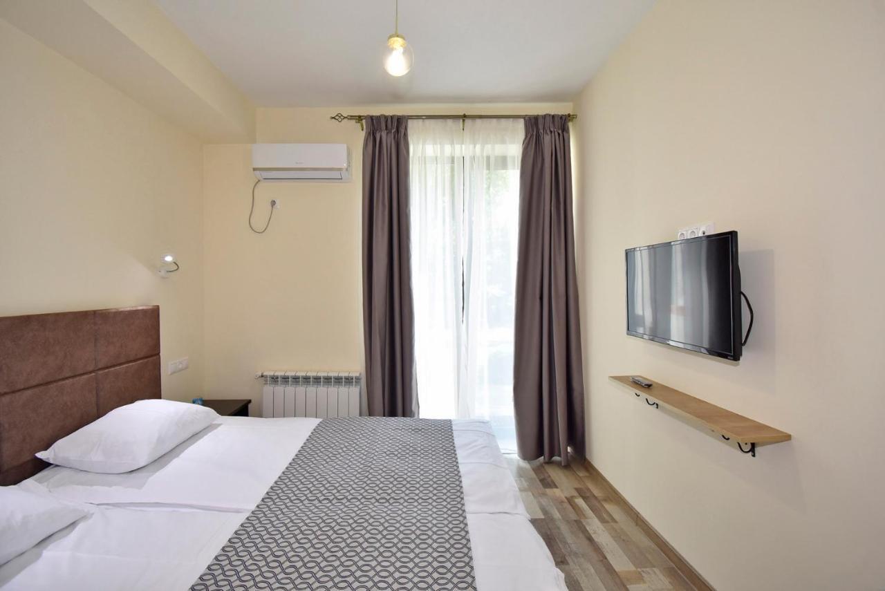 The Nut Guest House Yerevan Luaran gambar