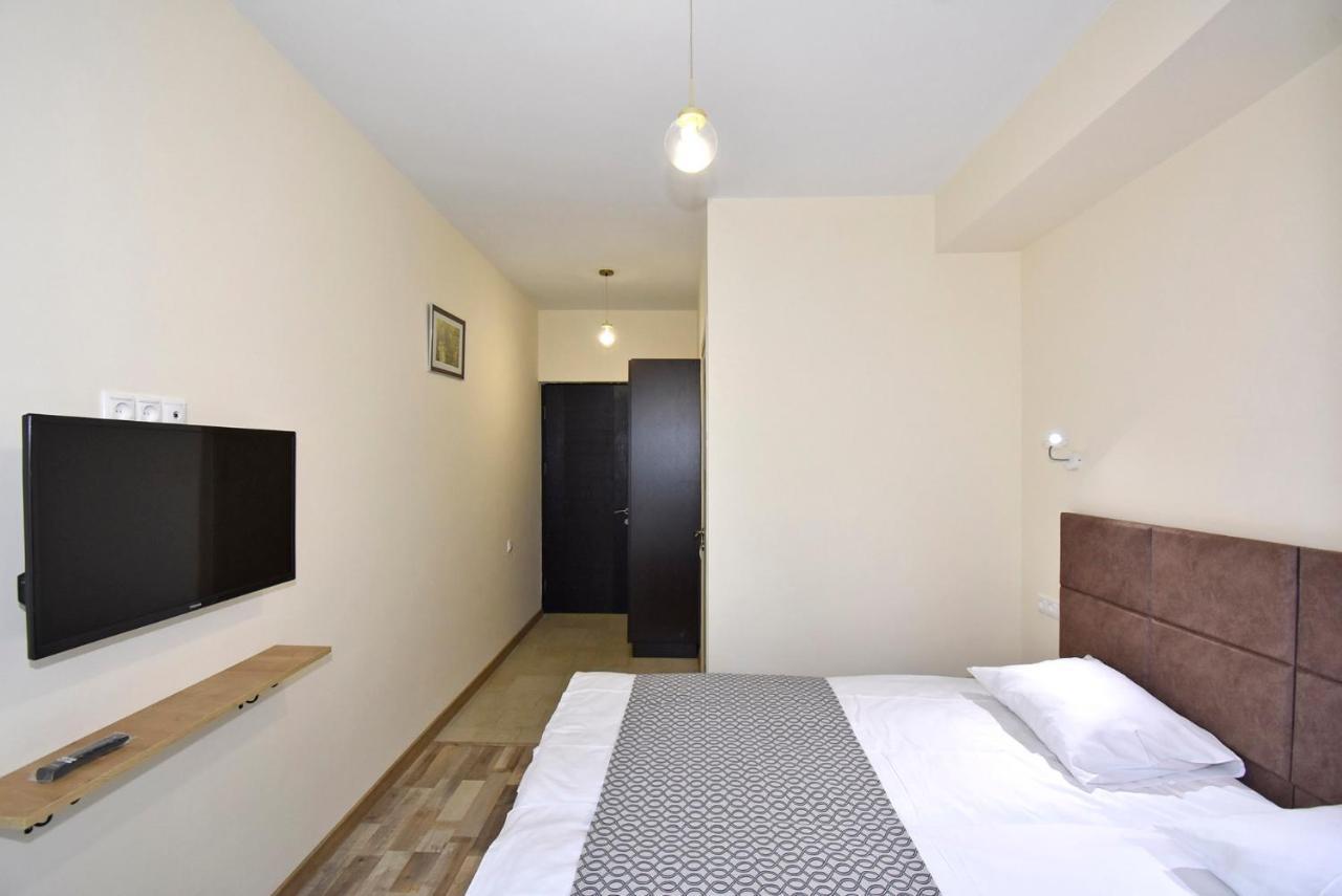 The Nut Guest House Yerevan Luaran gambar